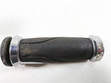 Load image into Gallery viewer, 2005 Harley Touring FLHTCUI Electra Glide Right Control Switch - Read 71589-96 | Mototech271
