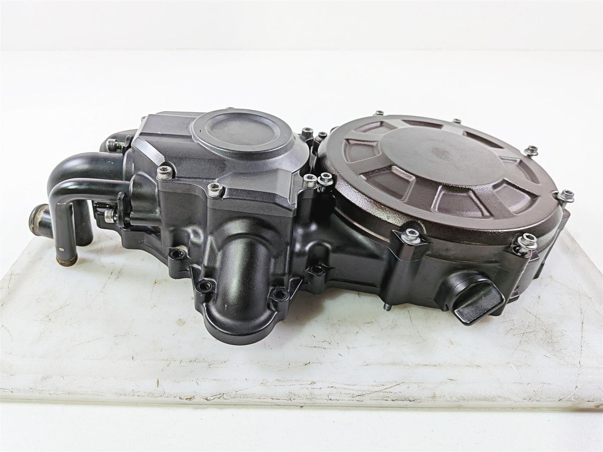 2009 Yamaha VMX17 V-Max 1700 Engine Side Clutch Cover 2S3-15431-00-Mototech271