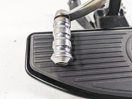 2021 Harley Softail FLSL Slim Left Floorboard & Shifter Pedal 50500738 33895-82E {{ shop.shopifyCountryName }} - Mototech271