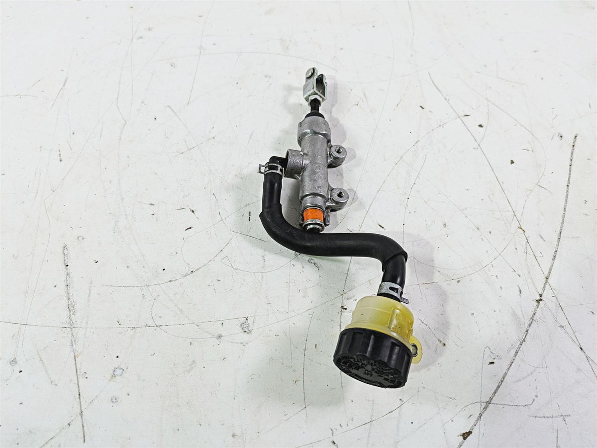 2016 Suzuki GSXR1000 Nissin Rear Brake Master Cylinder 69600-47H30 69600-47H31 {{ shop.shopifyCountryName }} - Mototech271