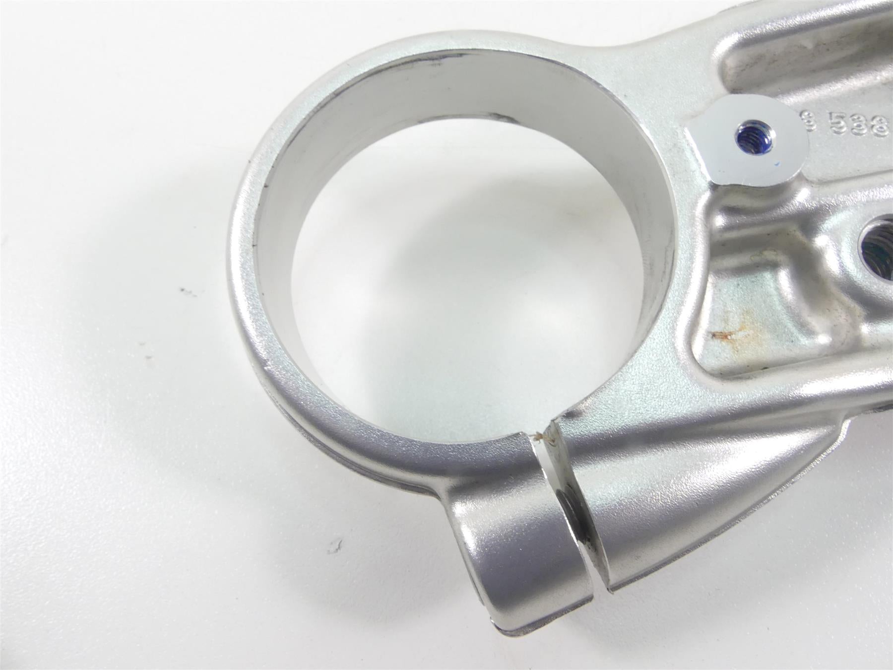 2016 BMW R nineT R9T K21 Upper Triple Tree Steering Stem Clamp 31428538052 {{ shop.shopifyCountryName }} - Mototech271