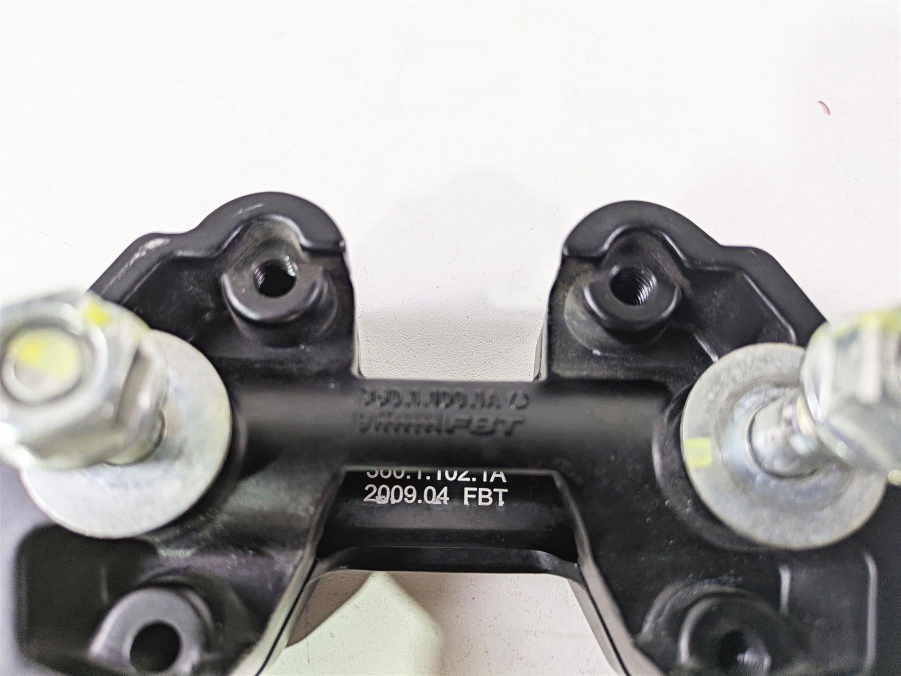 2010 Ducati Streetfighter 1098 S Handlebar Riser Holder Set 36011001A {{ shop.shopifyCountryName }} - Mototech271