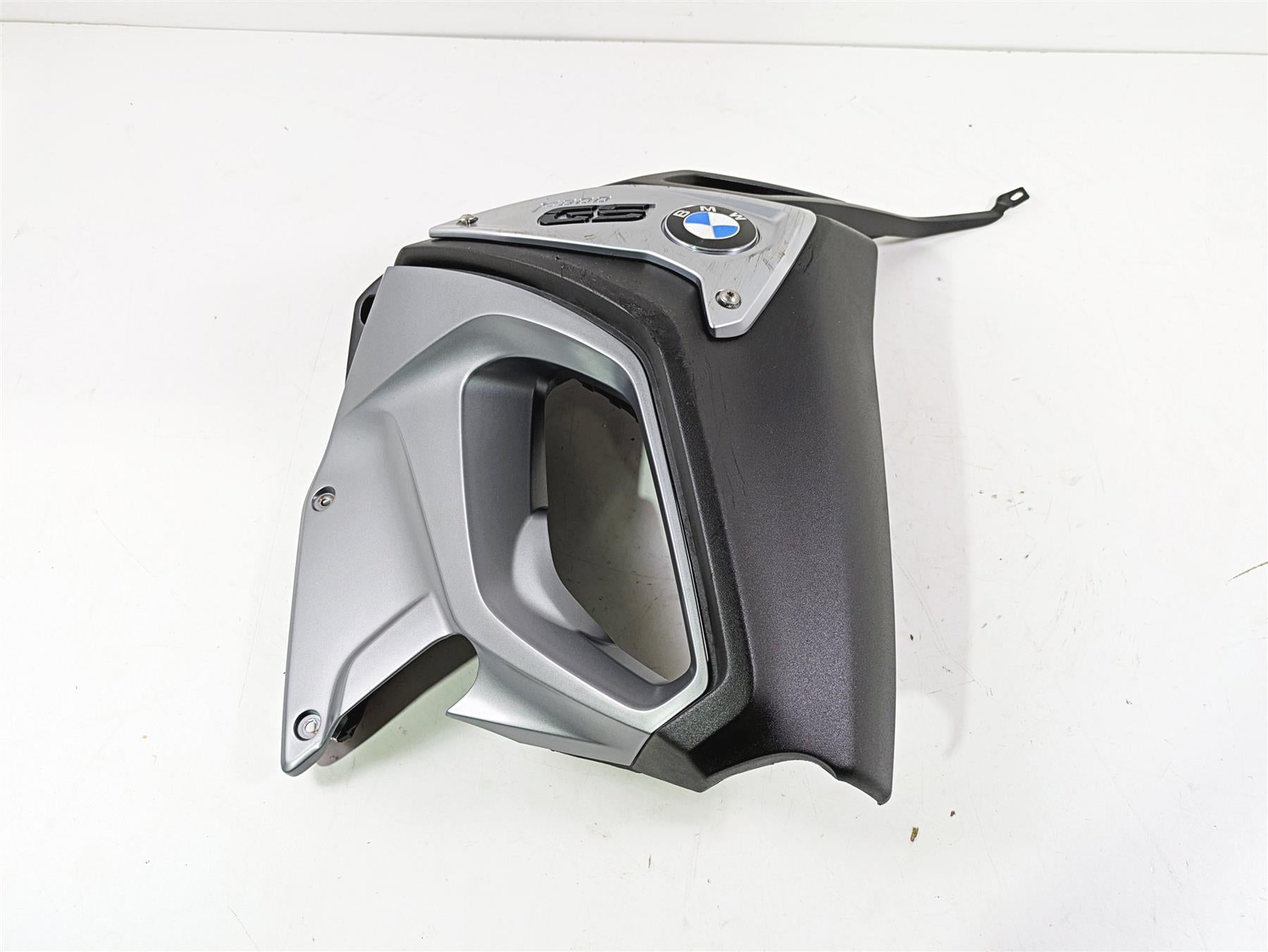 2017 BMW F800GS Adv K75 Right Main Tank Fairing Cover 46638530530 {{ shop.shopifyCountryName }} - Mototech271