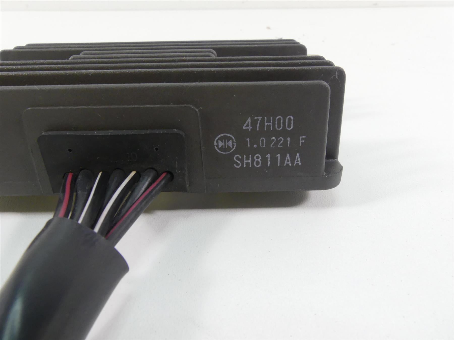 2022 Suzuki GSXR750 Rectifier Voltage Regulator 32800-47H00 SH811AA {{ shop.shopifyCountryName }} - Mototech271