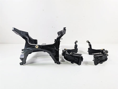 2016 BMW R1200RT RT RTW K52 Front Fairing Stay Mount Set 46638529329 46638529330 {{ shop.shopifyCountryName }} - Mototech271