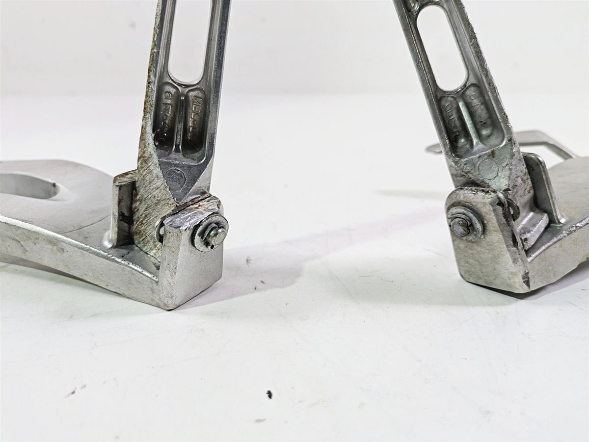 2025 Honda CBR600RR Rear Passenger Footpeg Set 50750-MFJ-D00 50760-MFJ-D00 {{ shop.shopifyCountryName }} - Mototech271
