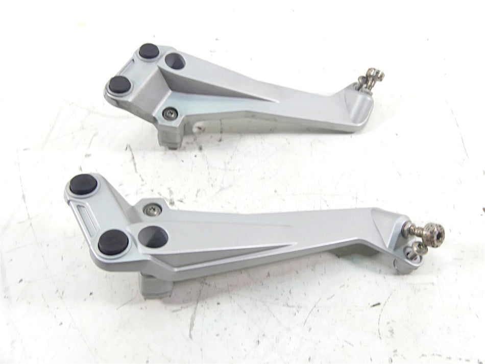 2009 BMW R1200 GS K25 Saddlebag Mount Case Holder Set 46547695986 {{ shop.shopifyCountryName }} - Mototech271