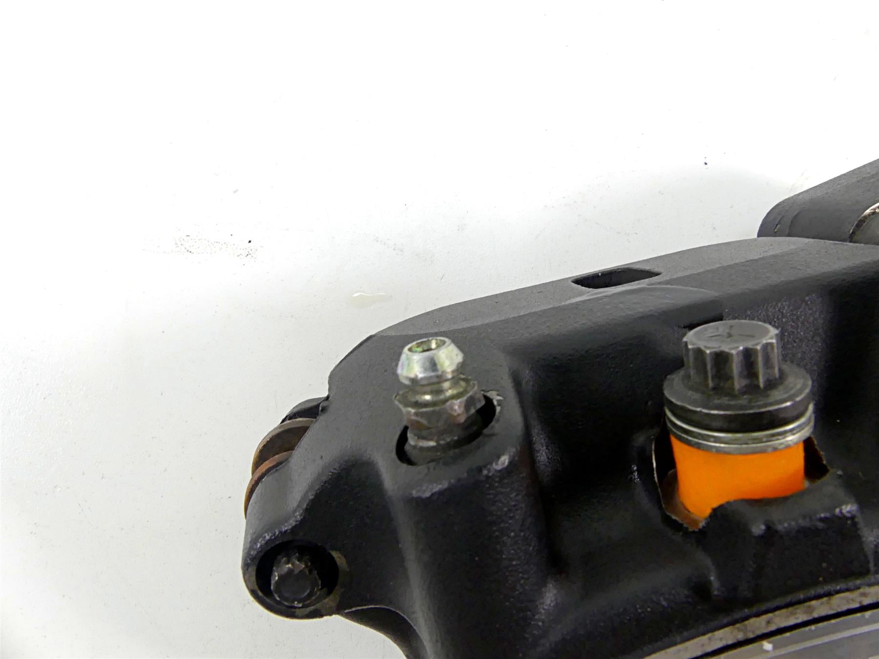 2011 Harley Softail FXS Blackline Rear Brake Caliper 25mm - Read 40908-08 {{ shop.shopifyCountryName }} - Mototech271
