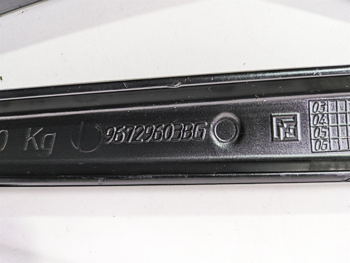 2009 Ducati Multistrada 1100 S Rear Upper Trunk Rack Grab Set 96729603B {{ shop.shopifyCountryName }} - Mototech271