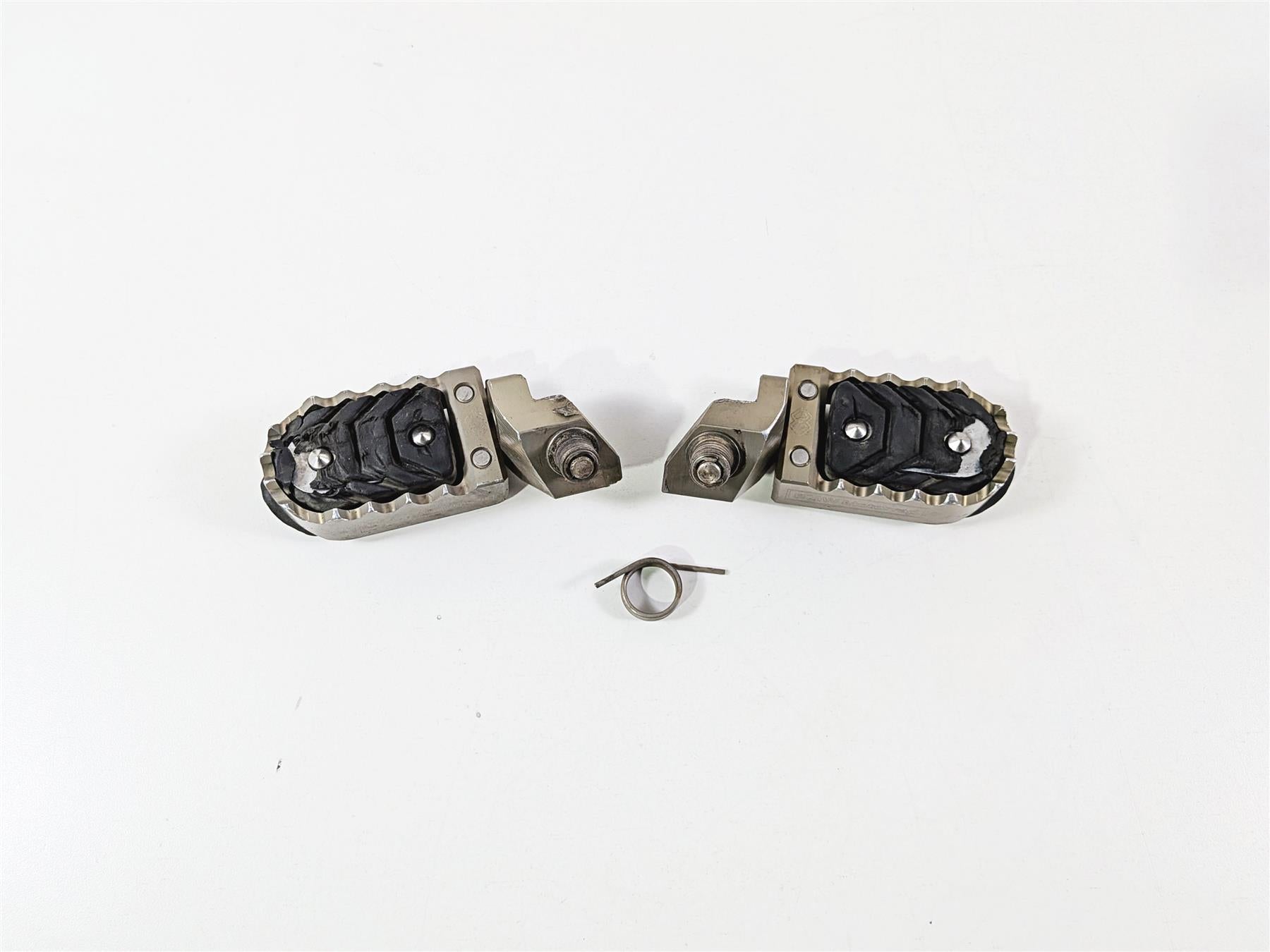 2015 BMW R1200GS K50 Adjustable Rider Footpeg Foot Peg Set {{ shop.shopifyCountryName }} - Mototech271