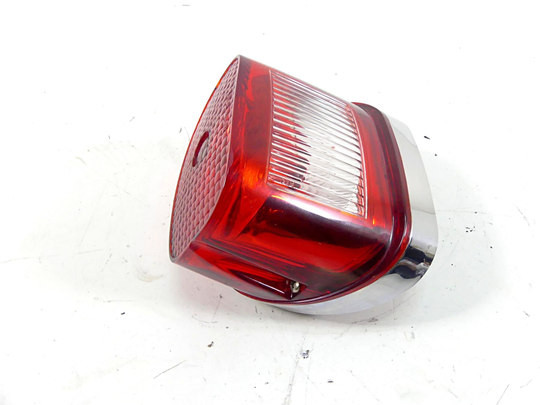 2002 Harley FLSTCI Softail Heritage Complete Taillight Tail Light Lens 68140-04 {{ shop.shopifyCountryName }} - Mototech271