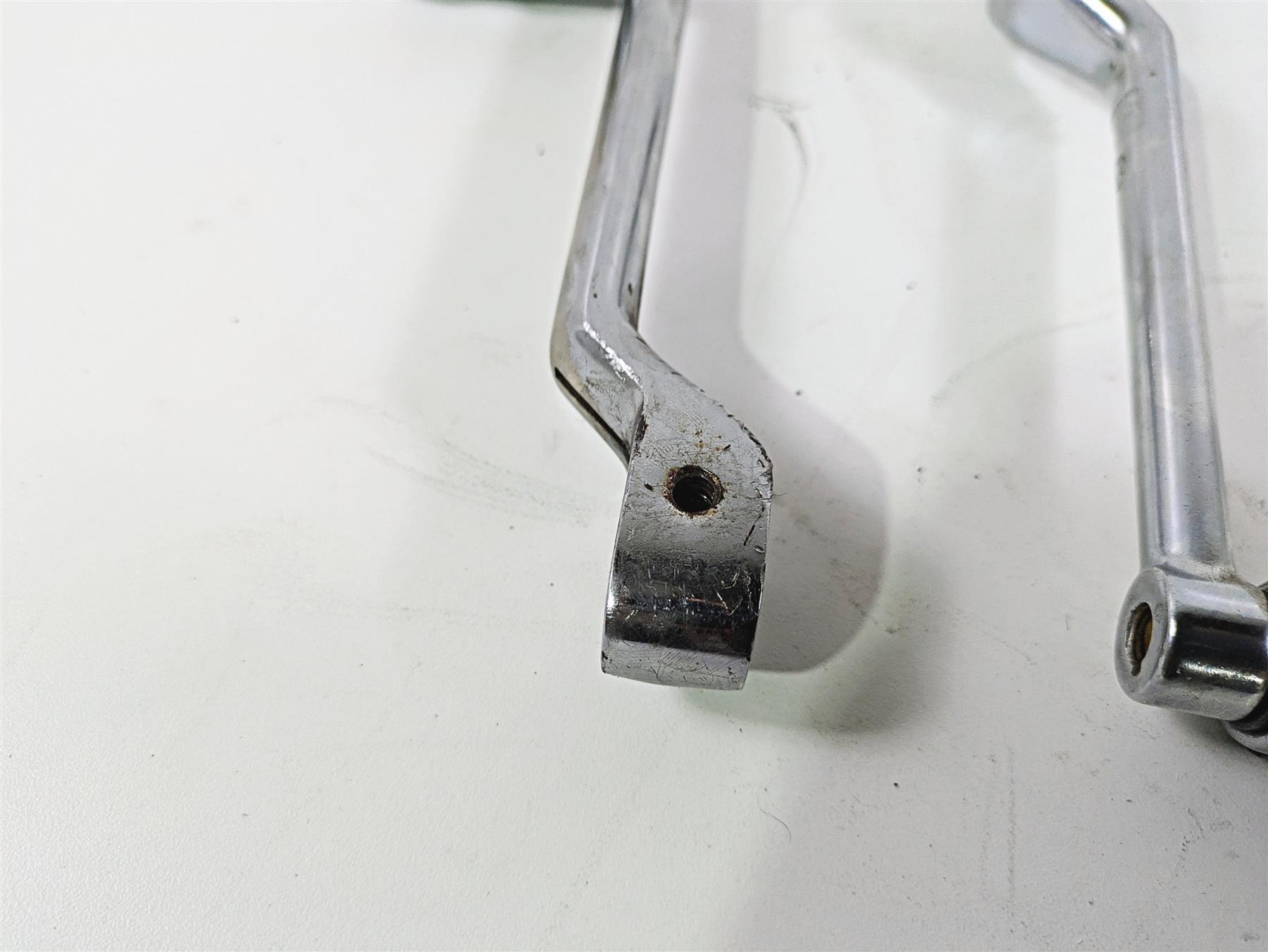 2005 Harley Touring FLHRI Road King Chrome Shifter Lever Pedal Pegs {{ shop.shopifyCountryName }} - Mototech271