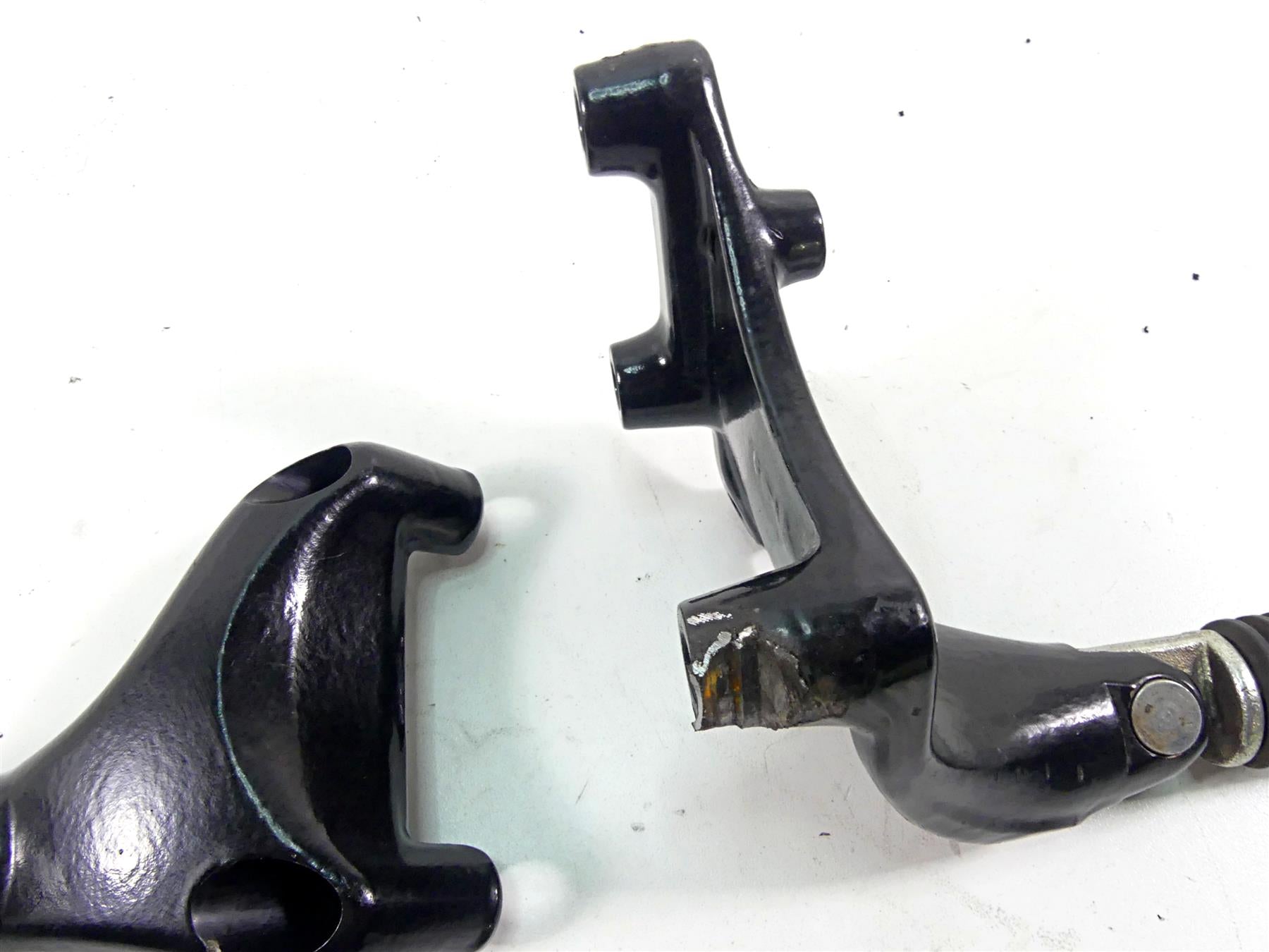 2017 Harley XL1200 CX Sportster Roadster Rear Passenger Foot Peg Set 49315-04 {{ shop.shopifyCountryName }} - Mototech271
