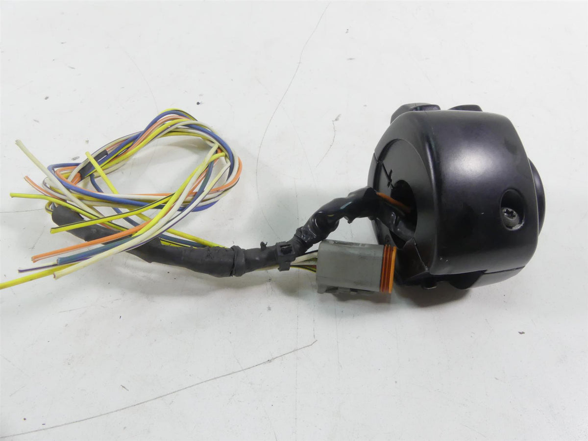 2005 Harley FXDWGI Dyna Wide Glide Left Control Switch Blinker - Read 71682-06A {{ shop.shopifyCountryName }} - Mototech271