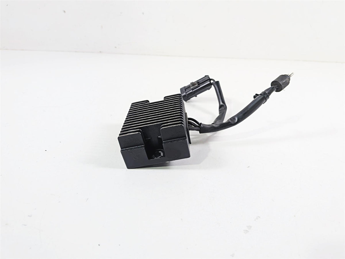 2006 Harley Sportster XL1200 C Rectifier Voltage Regulator 74523-04 {{ shop.shopifyCountryName }} - Mototech271