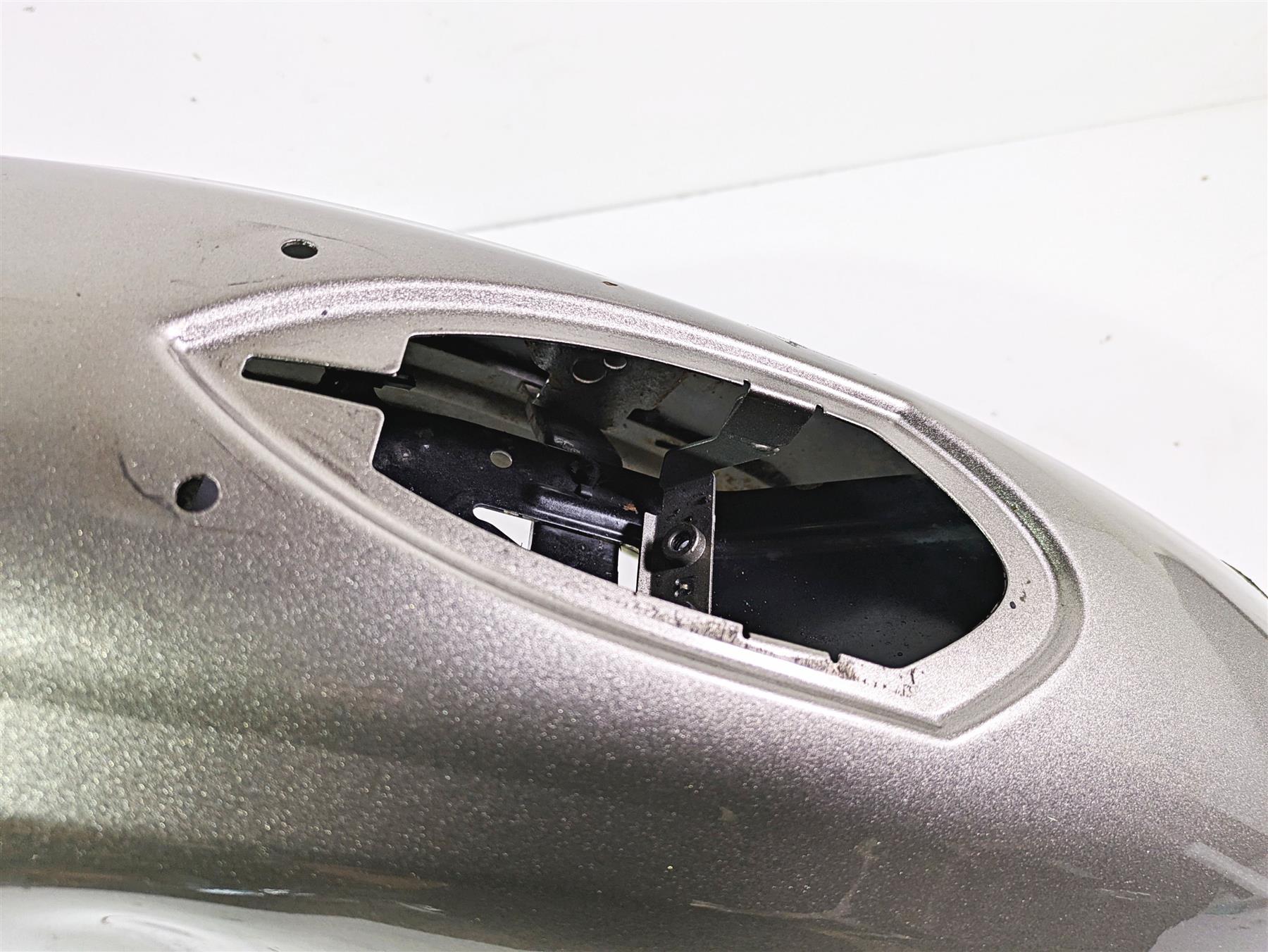 2004 Victory Kingpin Rear Fender Bronze Mist Pearl White - Dent 1014214 {{ shop.shopifyCountryName }} - Mototech271