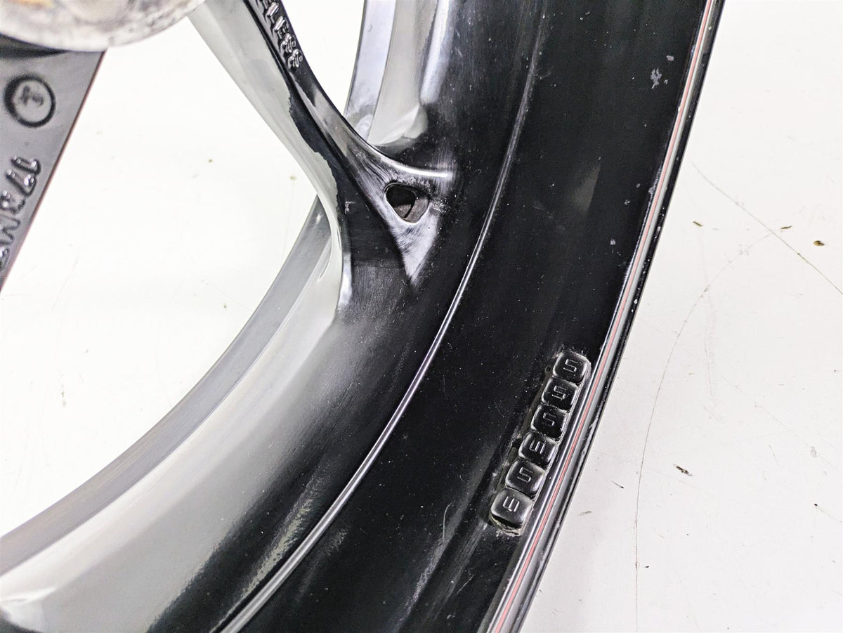 2019 Triumph Speed Triple RS 1050 Straight Rear Wheel Rim 17x6 T2010574 {{ shop.shopifyCountryName }} - Mototech271