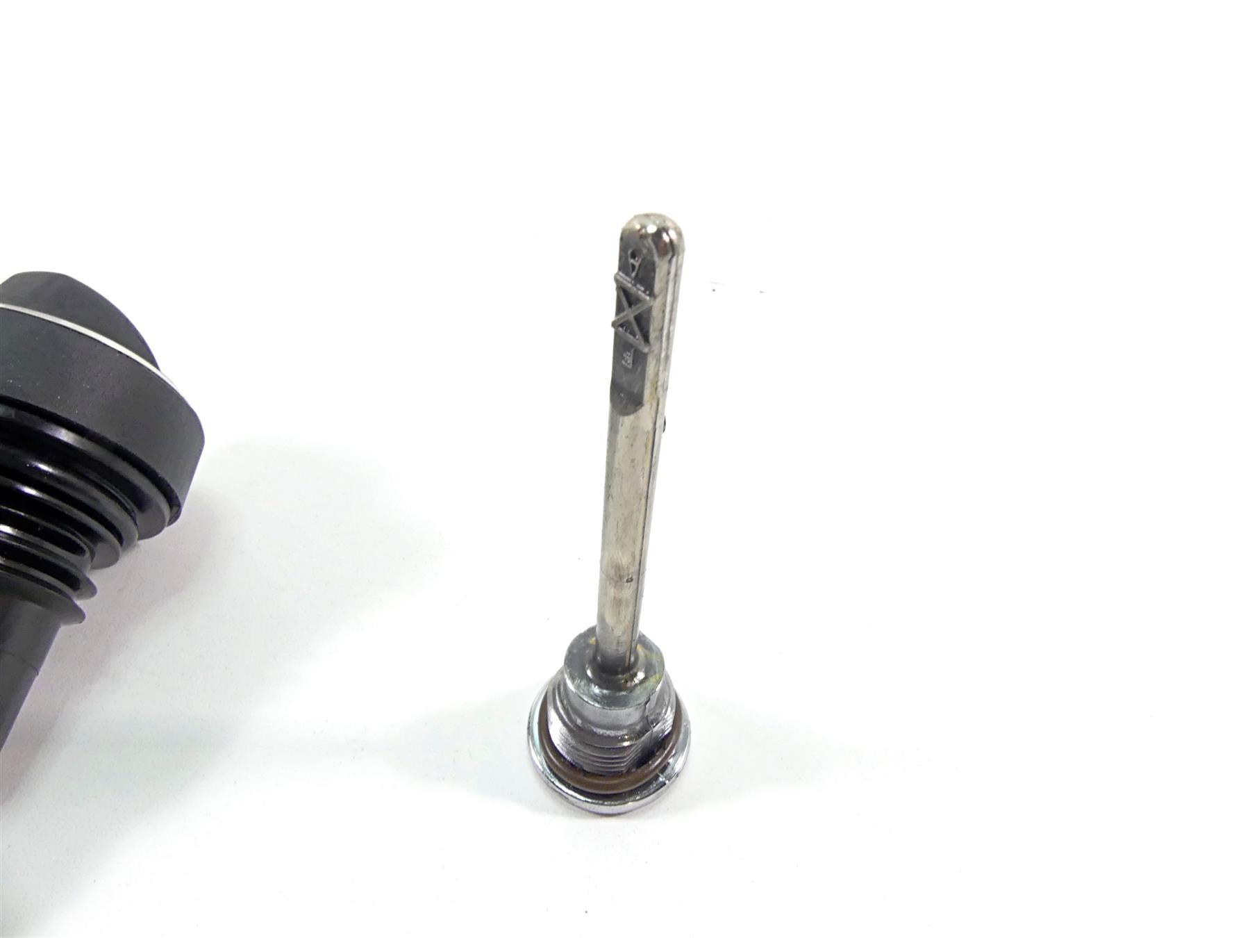 2017 Harley Dyna FXDB Street Bob Transmission Oil Level Dip Stick 62700001 {{ shop.shopifyCountryName }} - Mototech271