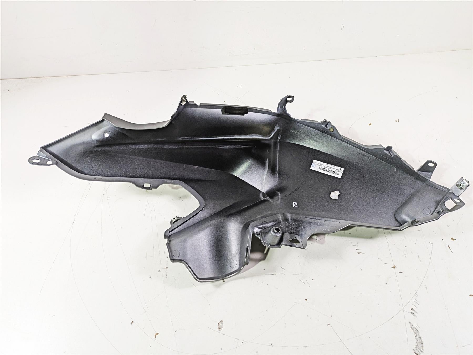 2016 BMW R1200GS GSW K50 Right Tank Side Fairing Set Granit Gray 46638533680 {{ shop.shopifyCountryName }} - Mototech271