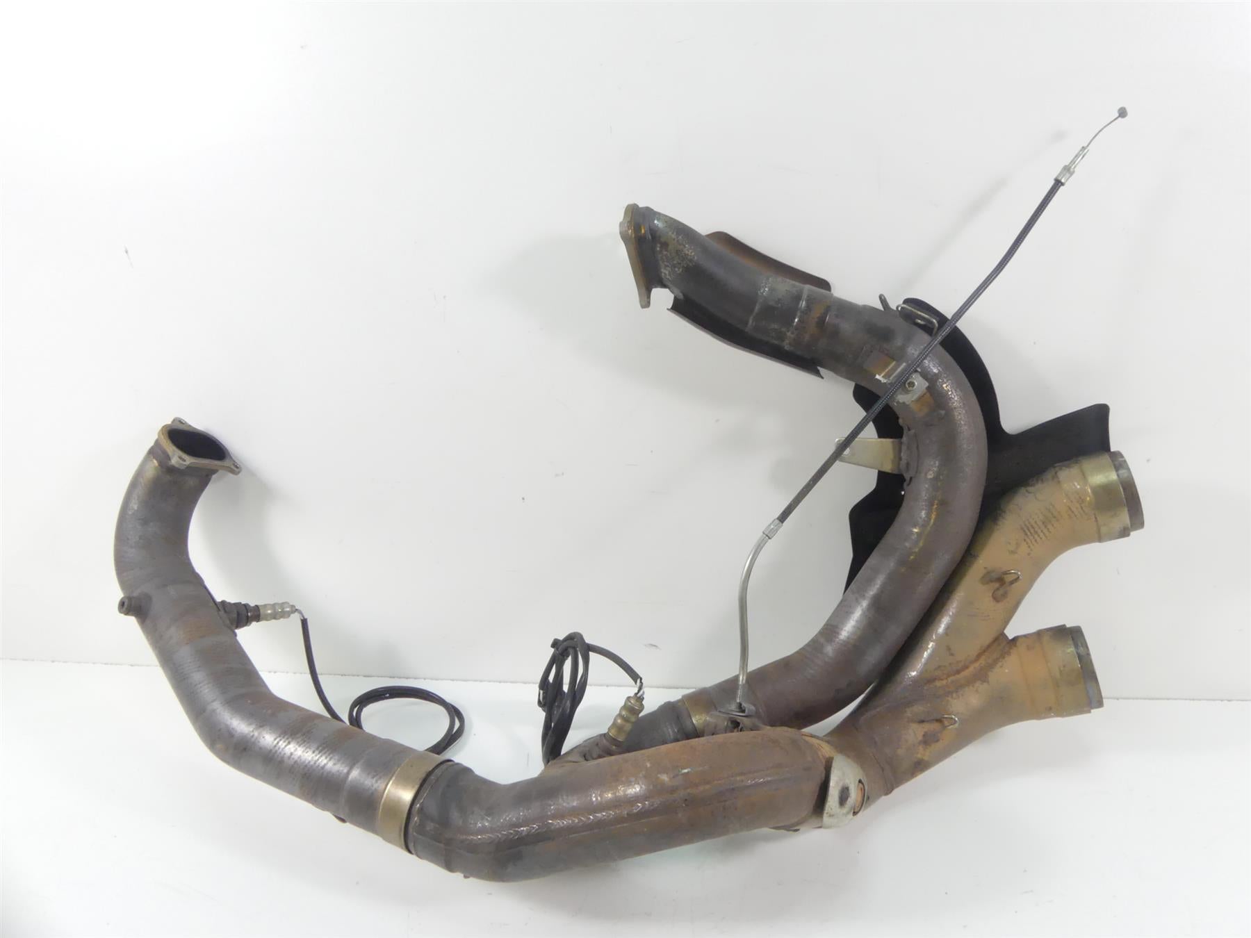 2013 Ducati Streetfighter 848 Oem Exhaust Header Manifold Pipe + Servo 7013142A {{ shop.shopifyCountryName }} - Mototech271