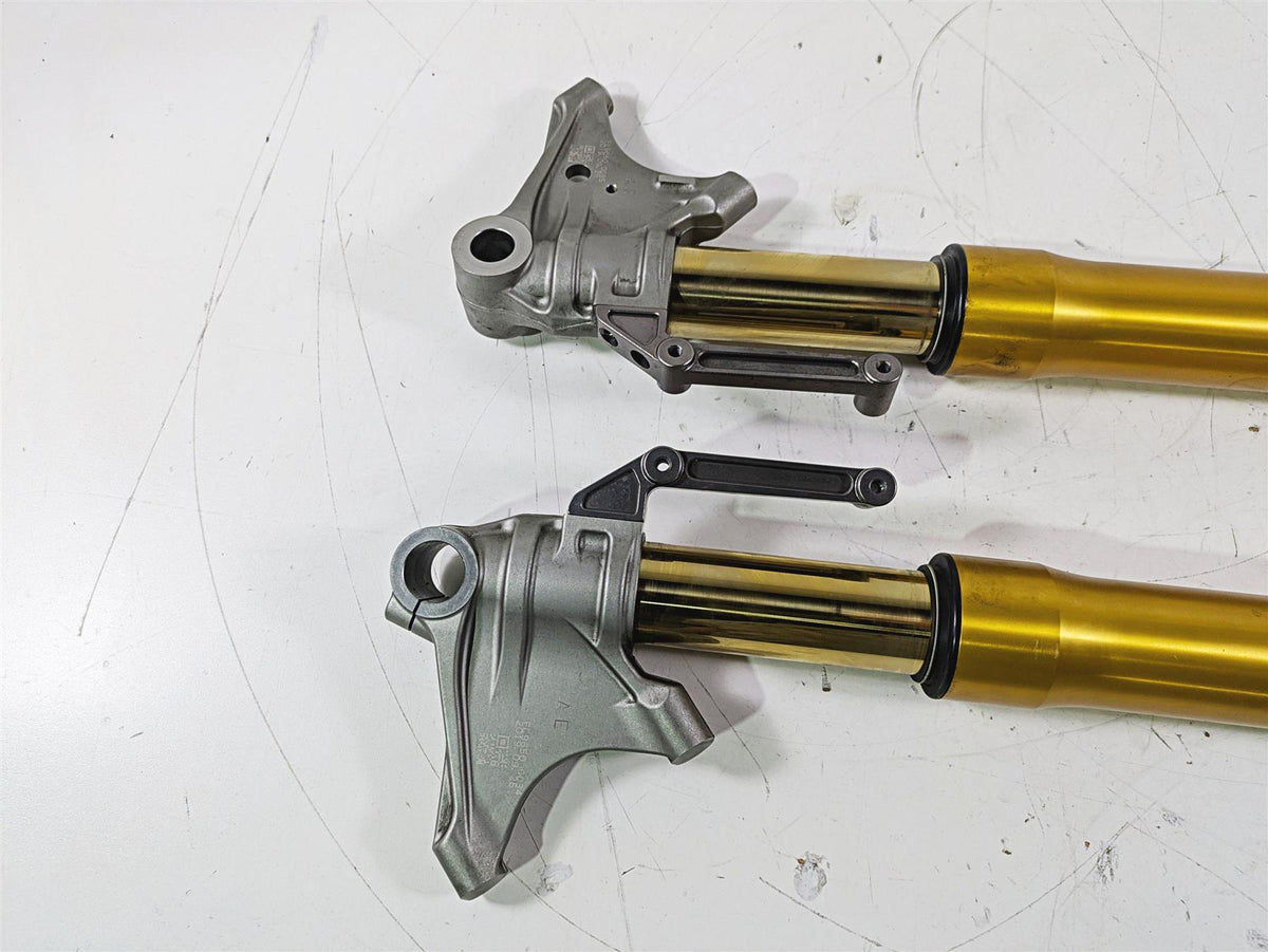 2020 Triumph Daytona 765 Moto2 Ohlins Front Fork Leg READ T2042988 T2042987 {{ shop.shopifyCountryName }} - Mototech271