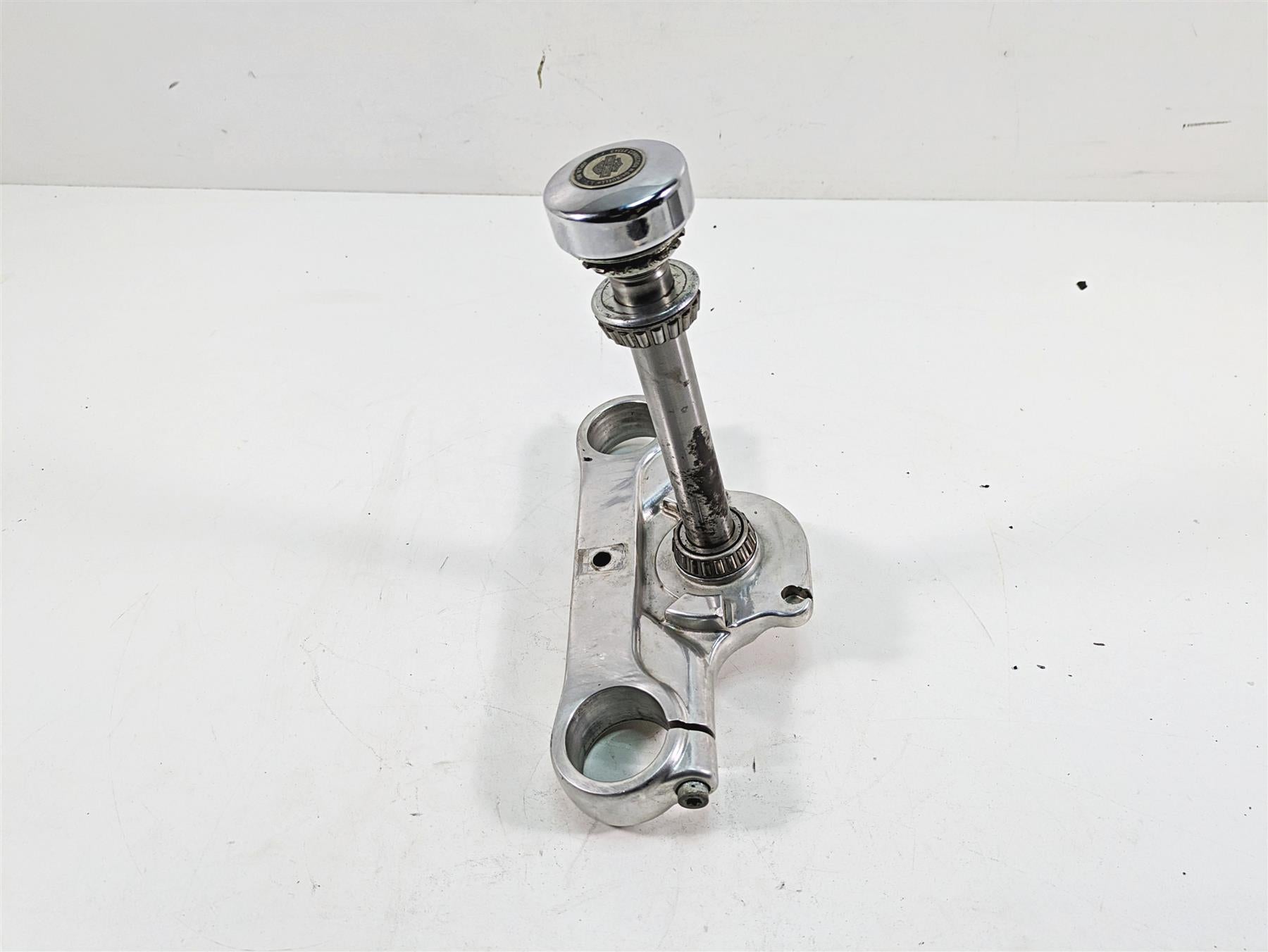 2009 Harley FXDC Dyna Super Glide Custom Lower Triple Tree 49mm - Read 45867-08 {{ shop.shopifyCountryName }} - Mototech271