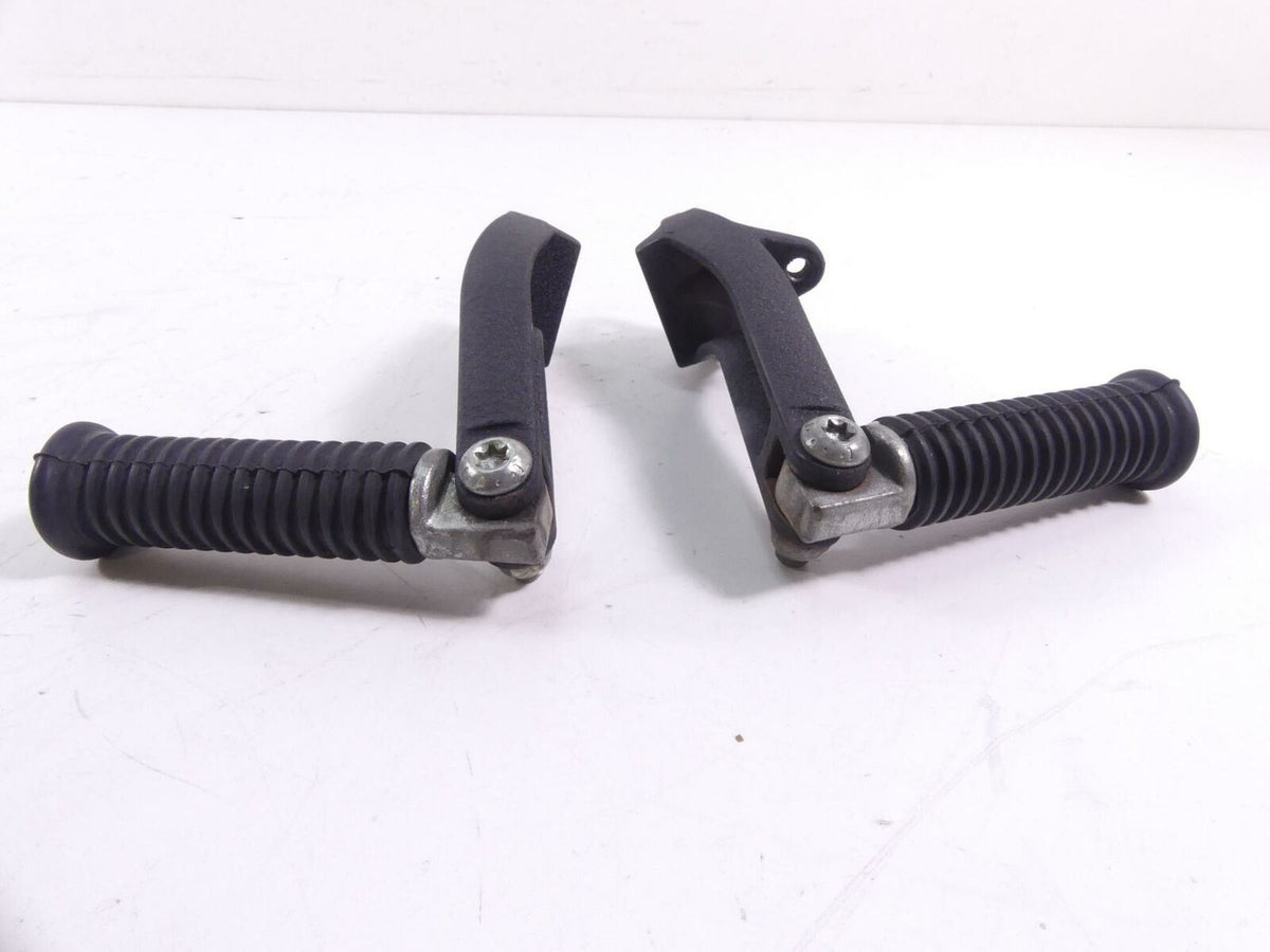 2007 Harley FXDWG Dyna Wide Glide Rear Passenger Footpeg Set 49224-06A 49230-06 {{ shop.shopifyCountryName }} - Mototech271