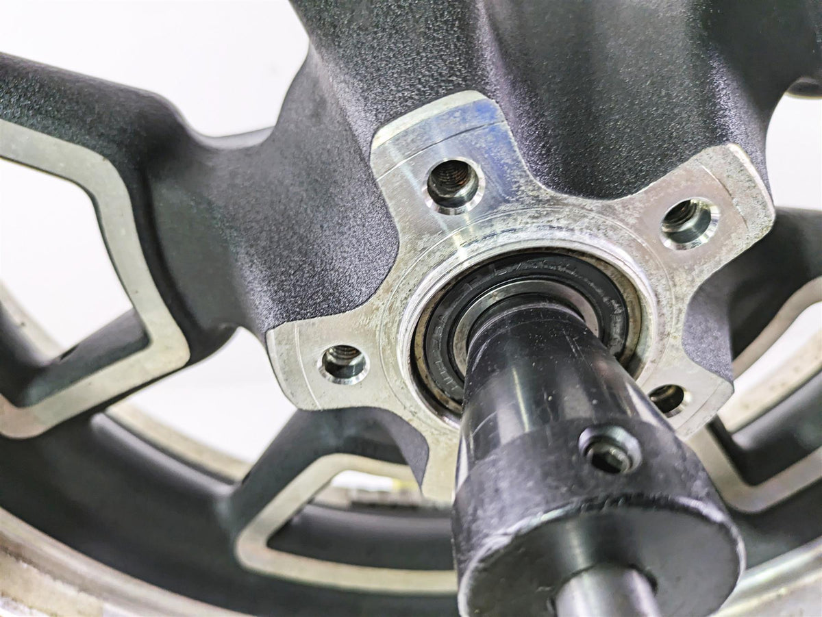2016 Harley FXDL Dyna Low Rider Rear Wheel Rim Straight 17x4.5 Cast 40900289 {{ shop.shopifyCountryName }} - Mototech271