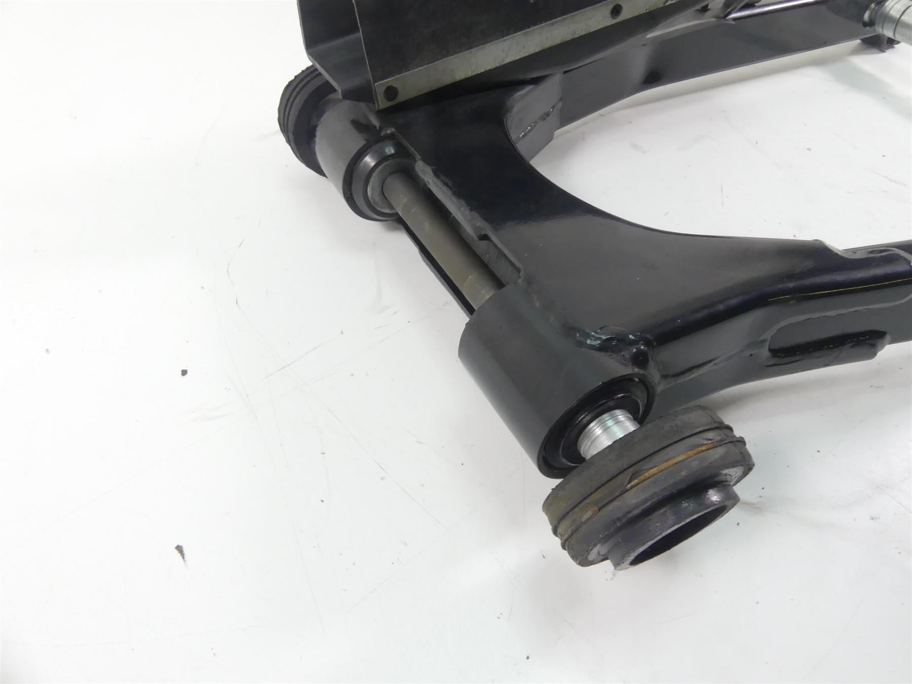 1999 Harley Touring FLHTCUI Electra Glide Rear Swingarm Swing Arm 3/4" 47549-97 {{ shop.shopifyCountryName }} - Mototech271