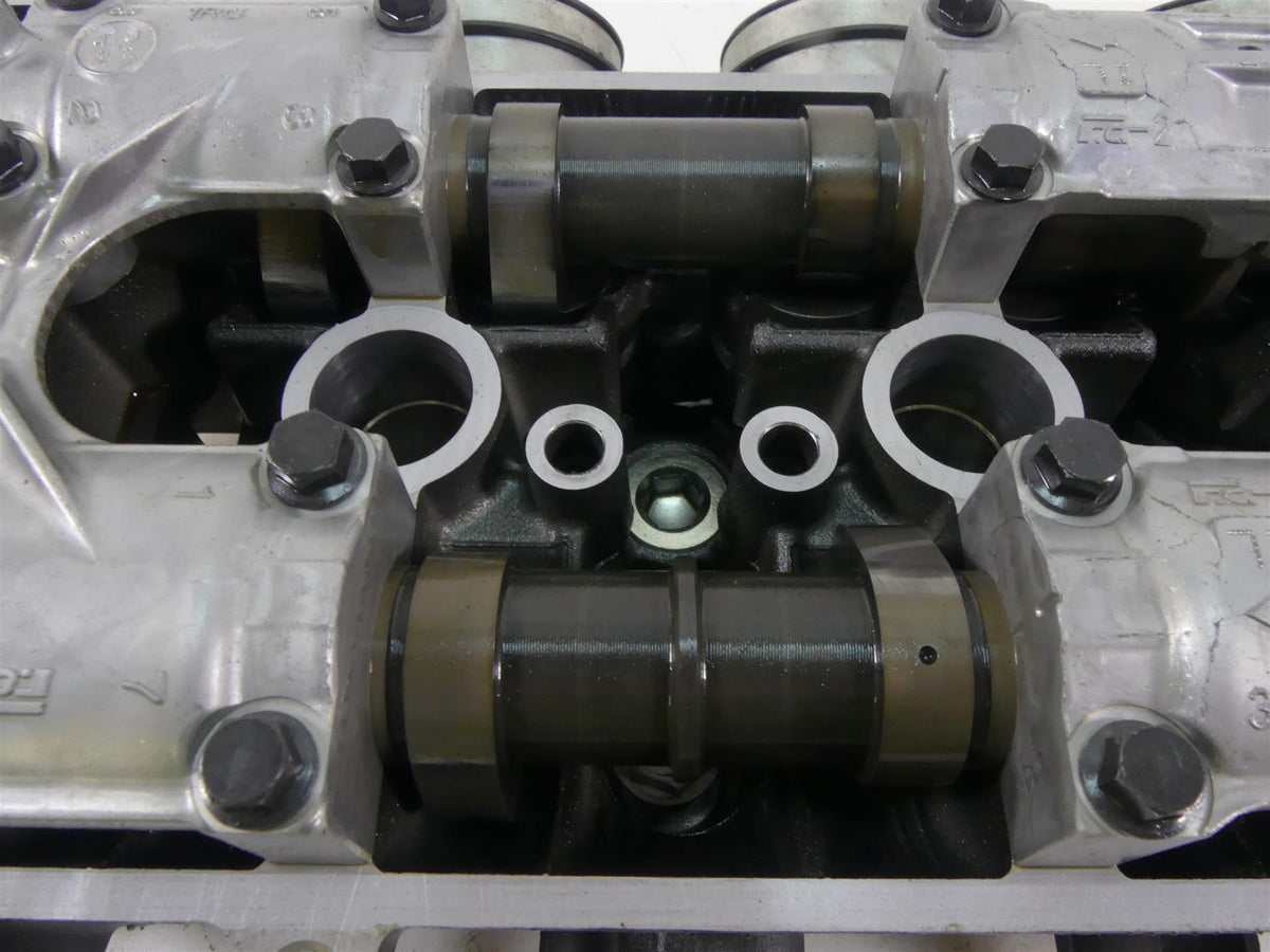 2015 Yamaha MT09 FZ09 Cylinderhead Cylinder Head 10K Only 1RC-11101-09-00 {{ shop.shopifyCountryName }} - Mototech271