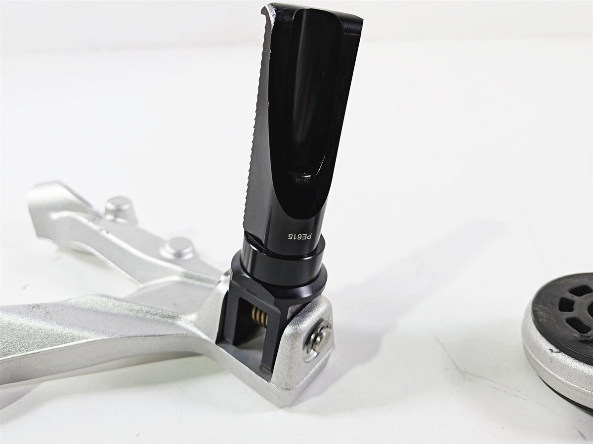 2022 BMW S1000RR K67 Left Right Rizoma Foot Peg Set & Mounts 46718568715-Mototech271