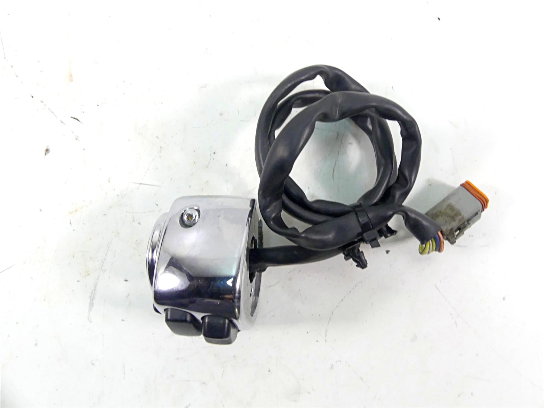 2002 Harley FLSTCI Softail Heritage Chrome Left Hand Control Switch 71682-06A {{ shop.shopifyCountryName }} - Mototech271