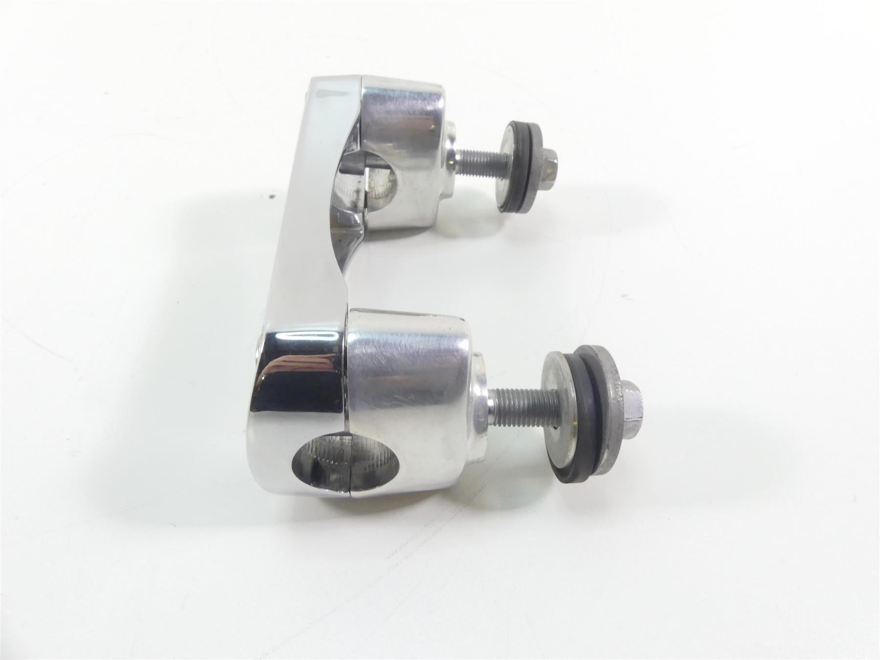 2013 Triumph Rocket 3 Touring Handlebar Holder Riser Set T2046714 {{ shop.shopifyCountryName }} - Mototech271