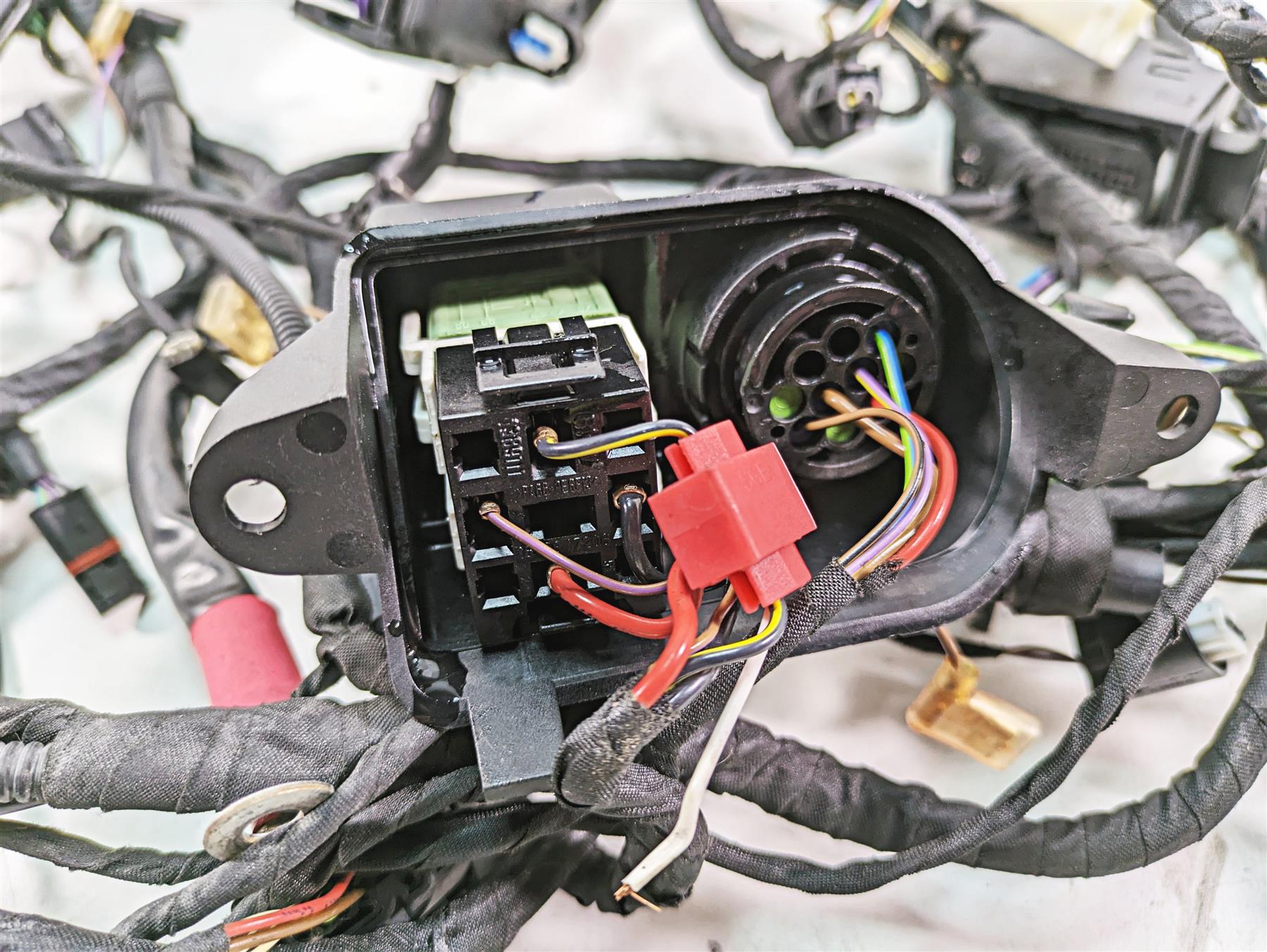 2007 BMW R1200RT K26 Main & Engine Wiring Harness -Read 61117704199 {{ shop.shopifyCountryName }} - Mototech271