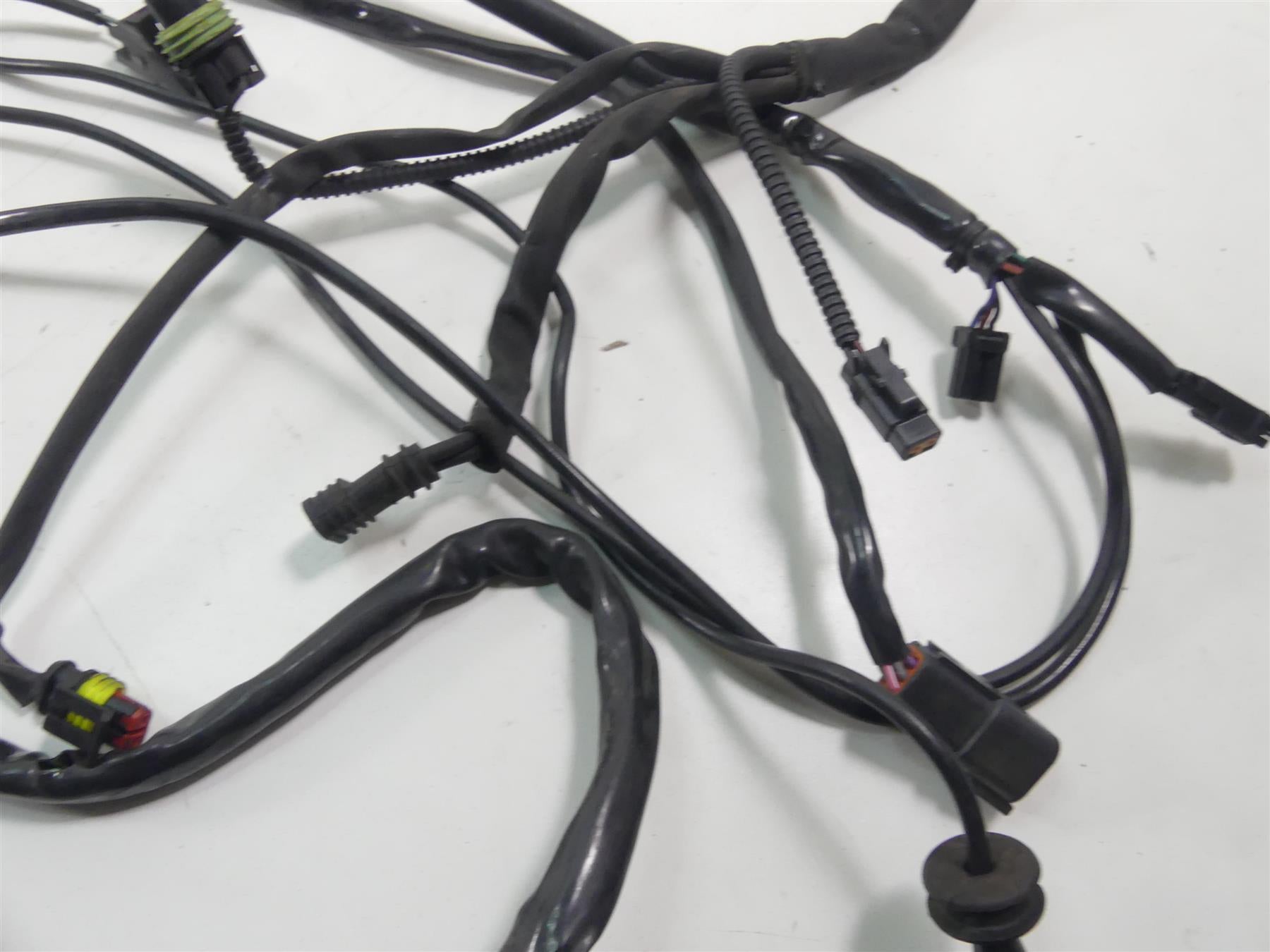 2007 Harley FLHTCU SE2 CVO Electra Glide Main Wiring Harness Loom 70992-07 {{ shop.shopifyCountryName }} - Mototech271