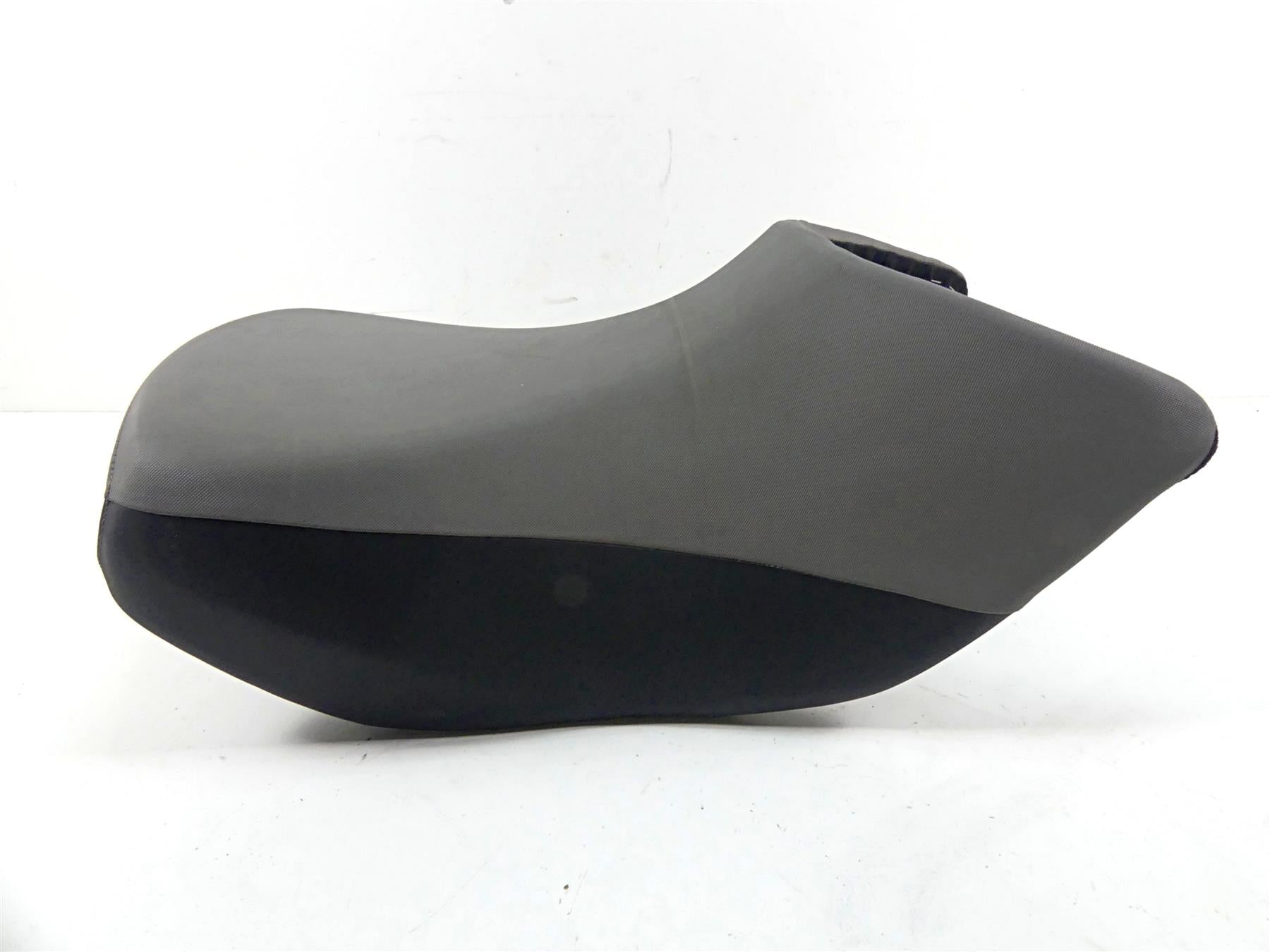 2009 BMW R1200GS K255 Adv Front Seat Saddle Black Rally Gray 52538531536 {{ shop.shopifyCountryName }} - Mototech271