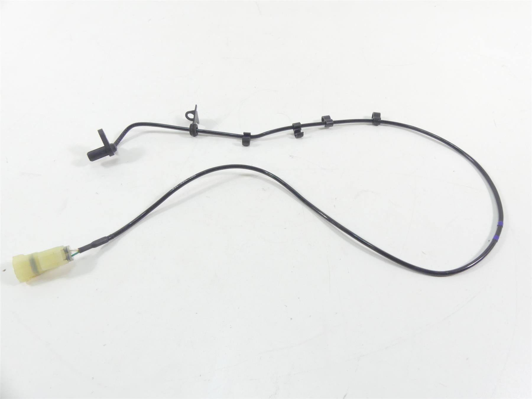 2020 Triumph Speed Triple RS 1050 Rear Abs Brake Wheel Speed Sensor T2021672 {{ shop.shopifyCountryName }} - Mototech271