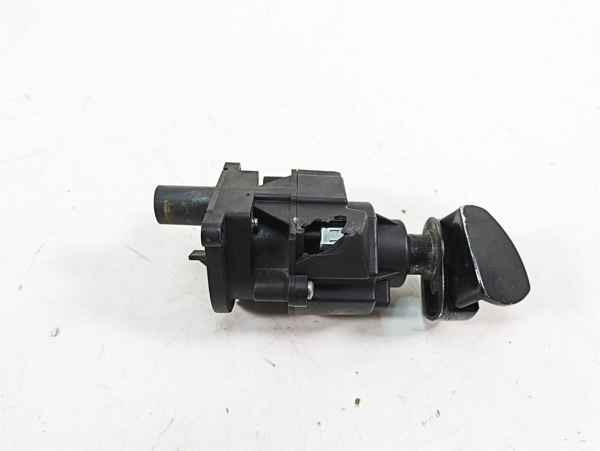 2018 Harley Touring FLHXSE CVO Street Glide Ignition Switch & Key -Read 45600057 {{ shop.shopifyCountryName }} - Mototech271