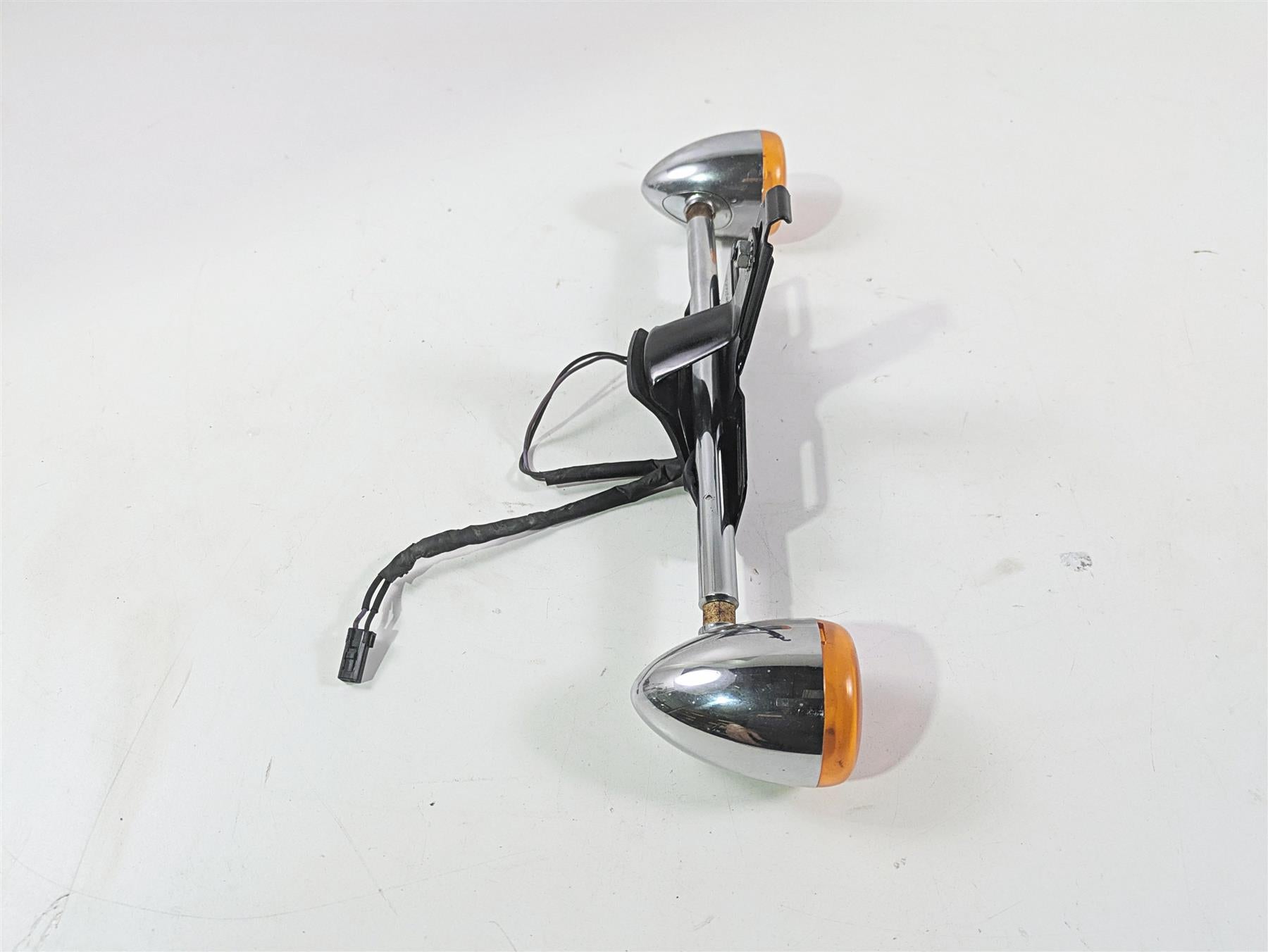 2008 Harley FXDL Dyna Low Rider 105TH Rear Relocated Blinker Set 68732-02A {{ shop.shopifyCountryName }} - Mototech271