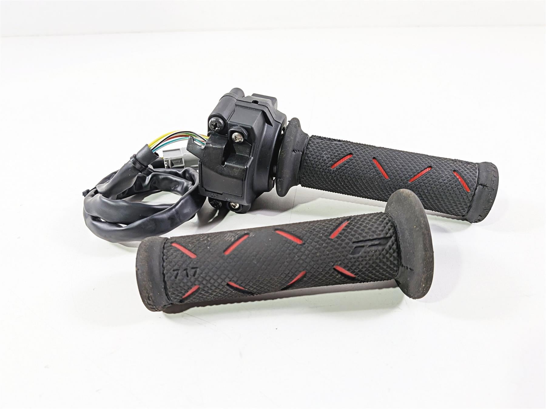 2023 Ducati Streetfighter V4 Ride Fly By Wire Throttle Grip E