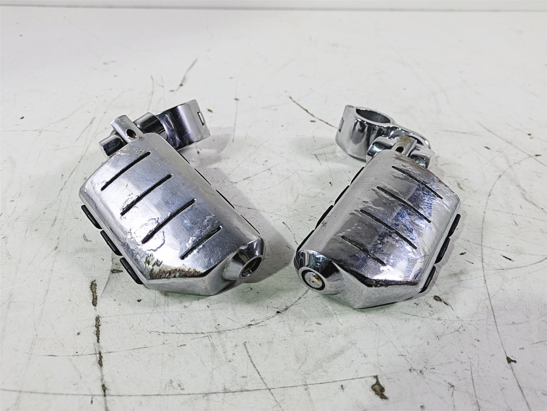 2002 Honda GL1500 CD Valkyrie Deluxe Chrome Highway Foot Rest Peg Set {{ shop.shopifyCountryName }} - Mototech271