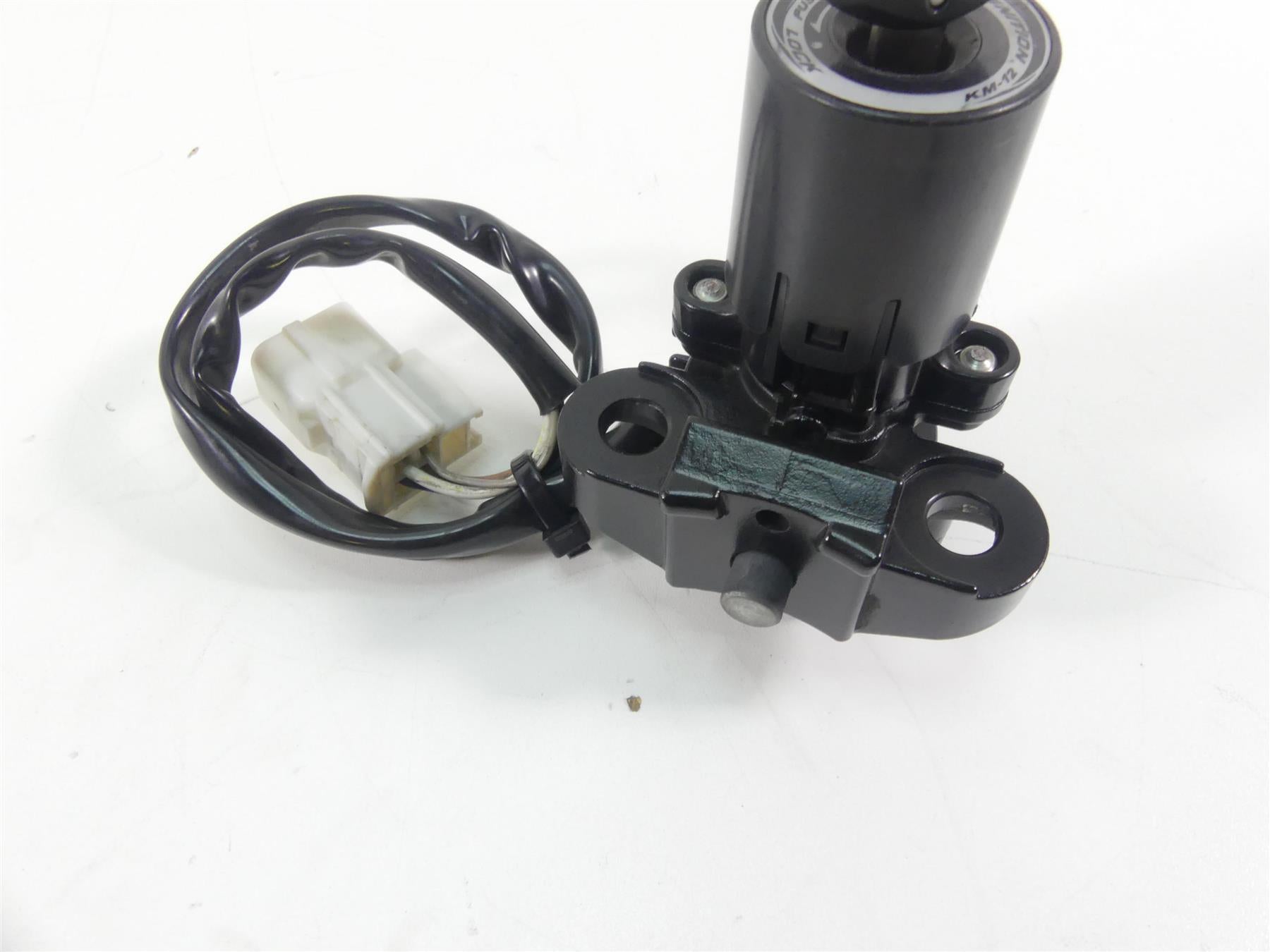 2012 Kawasaki ZX1400 ZX14R Ninja Ignition Switch Key Seat & Cap Lock 27005-0561 {{ shop.shopifyCountryName }} - Mototech271