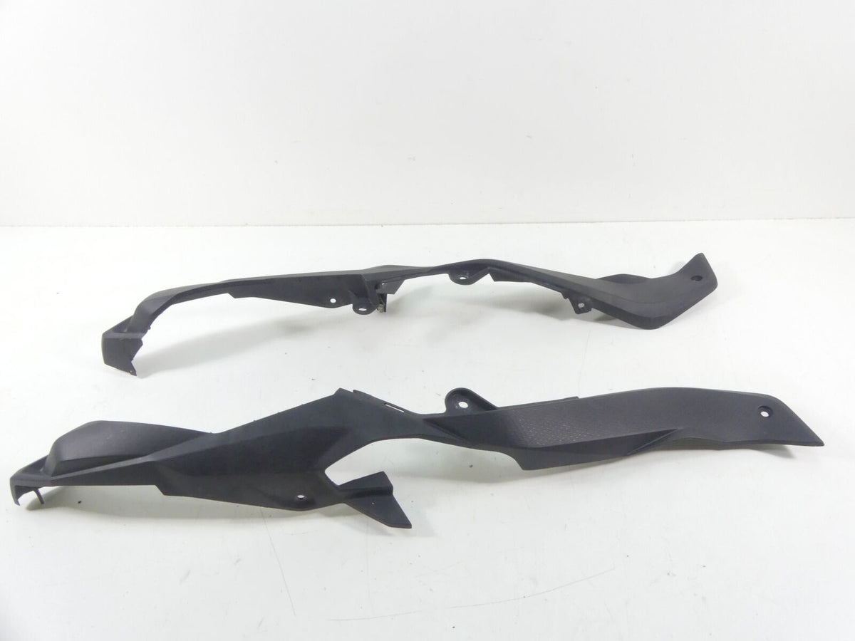 2018 BMW S1000XR K49 Rear Tail Side Fairing Cover Set 46627717027 46627717028 {{ shop.shopifyCountryName }} - Mototech271