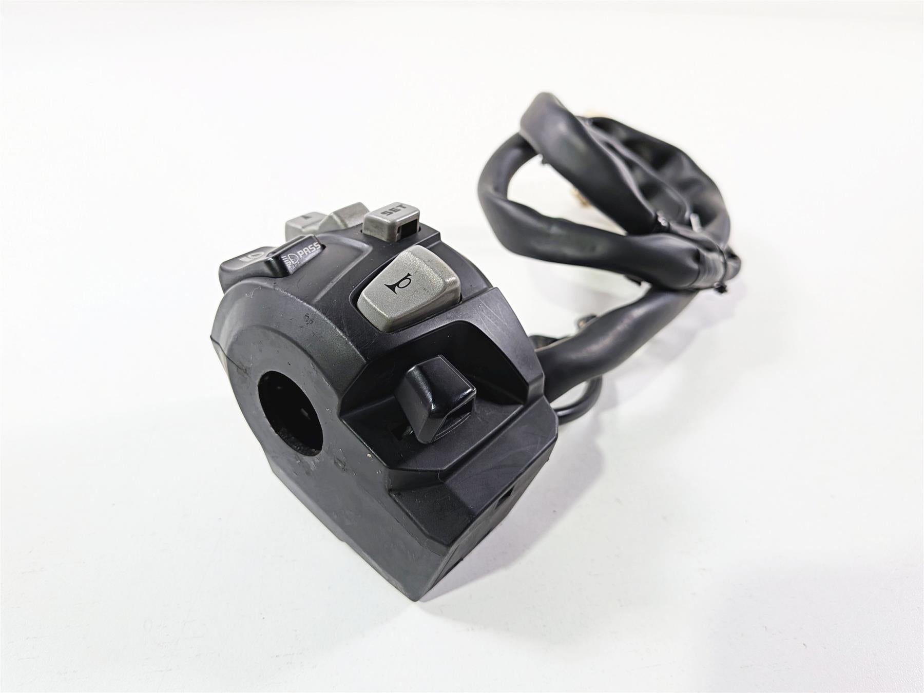 2017 Honda CRF1000 Africa Twin Left Hand Control Switch Set Light 35200-MJP-G82-Mototech271