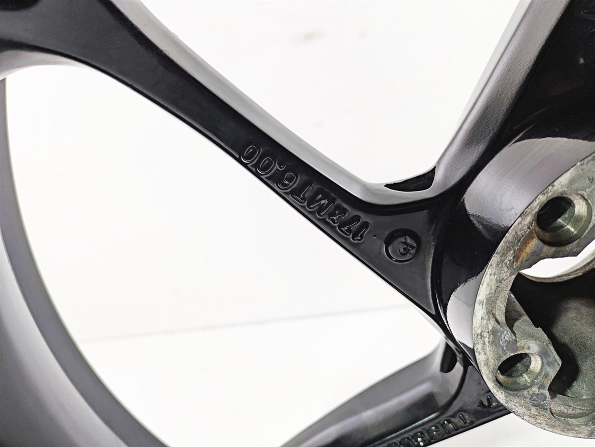 2019 Triumph Speed Triple RS 1050 Straight Rear Wheel Rim 17x6 T2010574 {{ shop.shopifyCountryName }} - Mototech271