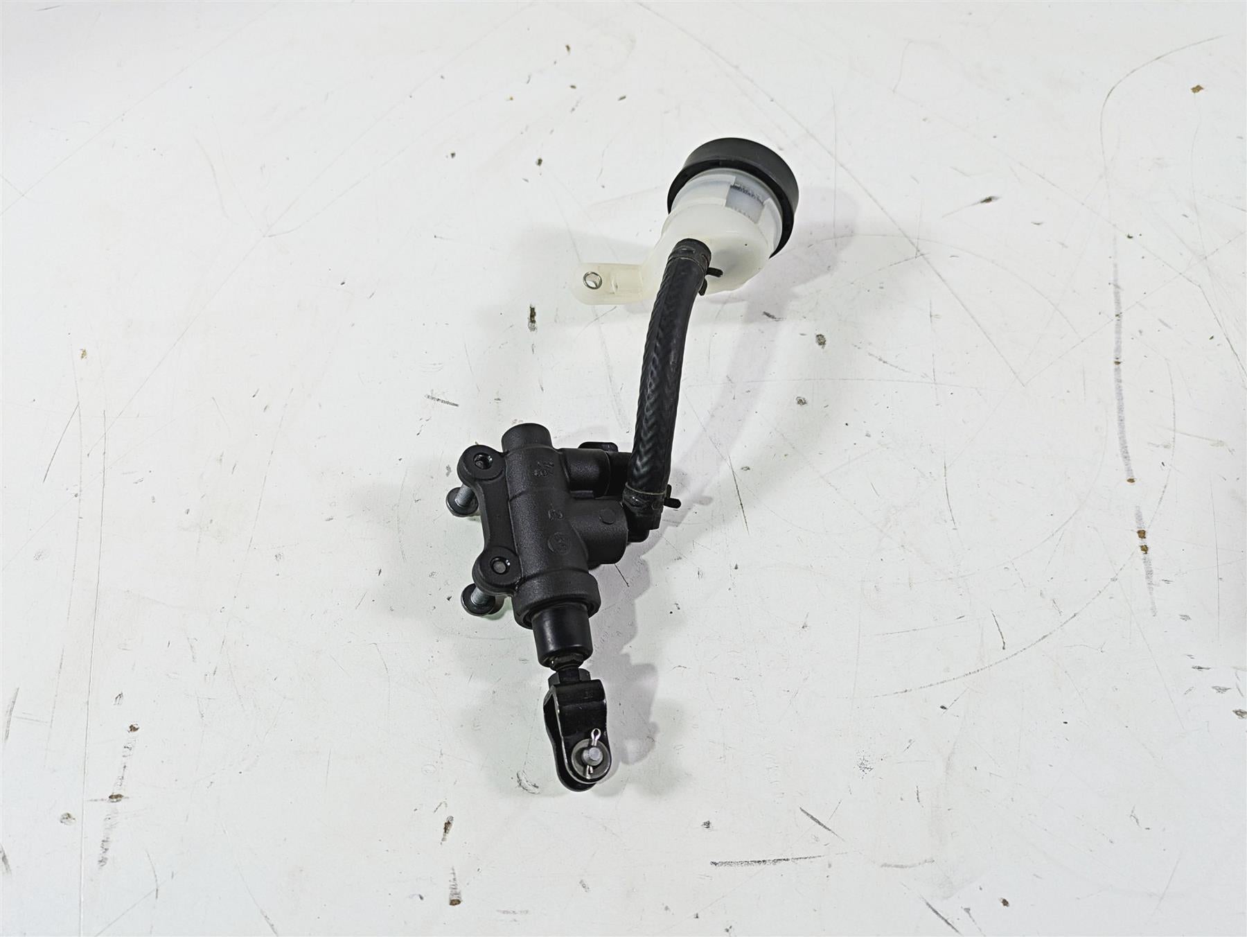 2016 BMW R1200GS GSW K50 Rear Brake Master Cylinder 1/2" Nissin 34318522398 {{ shop.shopifyCountryName }} - Mototech271