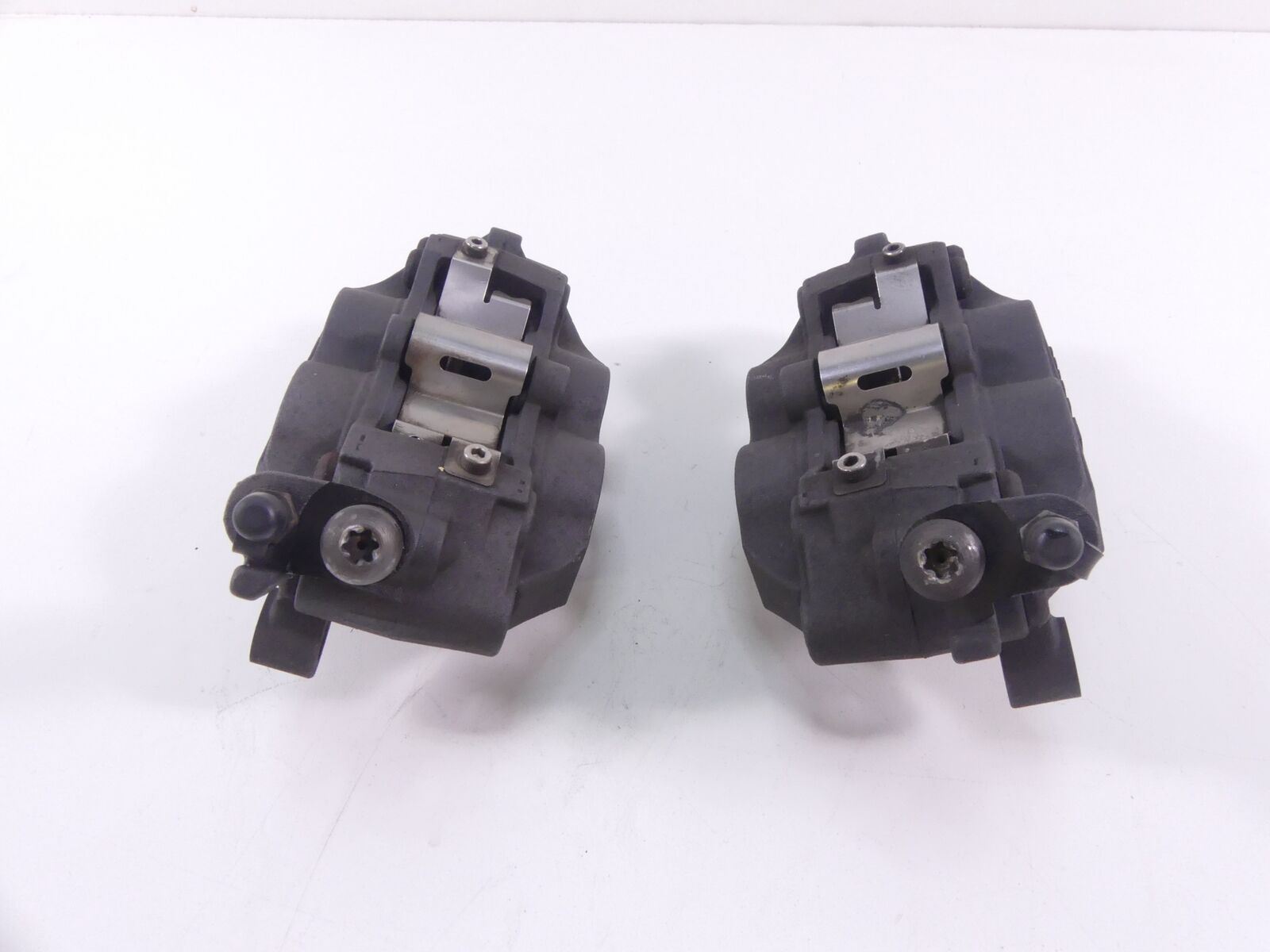 2008 BMW R1200R K27 Tokico Front Brake Caliper Set 34117722517 34117722518 {{ shop.shopifyCountryName }} - Mototech271