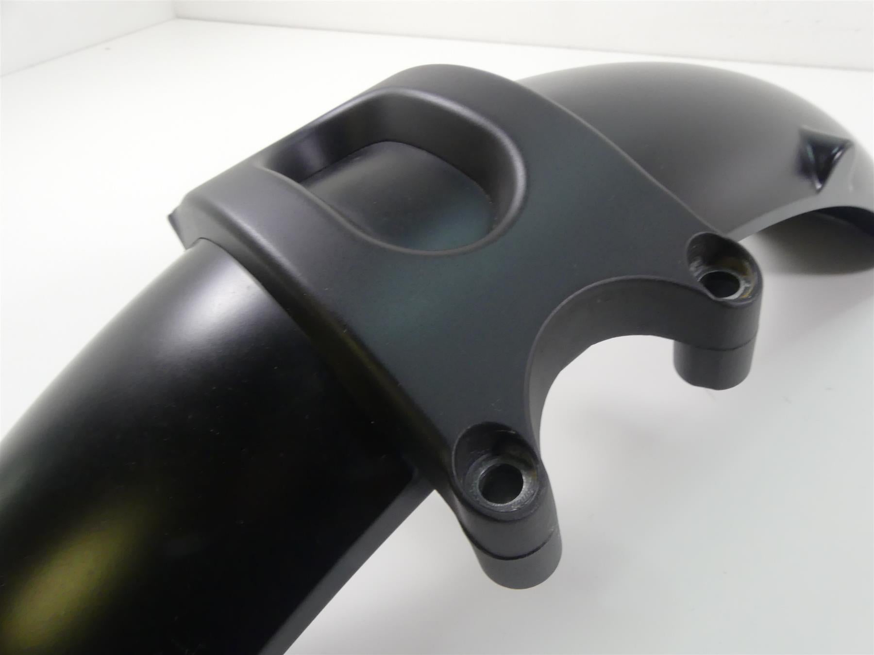 2016 Moto Guzzi V7 II Special 750 Front Fender Tire Hugger & Mount 88635200XN2 {{ shop.shopifyCountryName }} - Mototech271