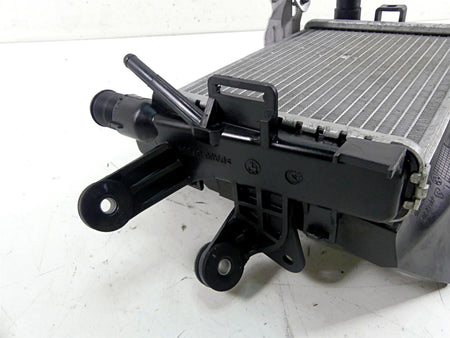 2015 BMW R1200GS GSW K50 Left Radiator + Cover 17118546408 {{ shop.shopifyCountryName }} - Mototech271