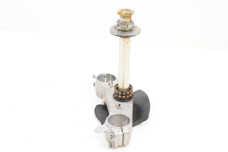 2006 Suzuki GSXR600 GSX-R600 Lower Triple Tree Steering Yoke 51410-01H00 {{ shop.shopifyCountryName }} - Mototech271